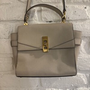 Pre-Owned HENRI BENDEL Uptown Beige Leather Turnlock Top Handle Flap Satchel Bag